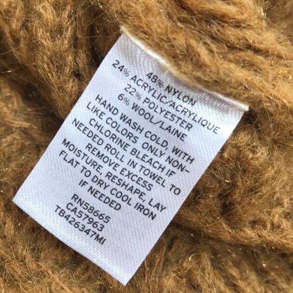 Treasure & Bond Cable Knit Sweater - Picture 4 of 6